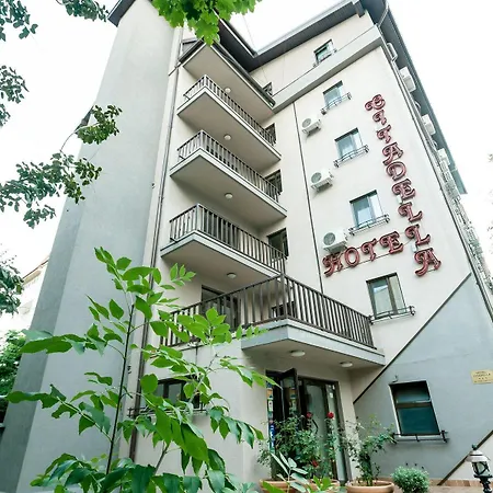 Nelisse 2* Bucharest