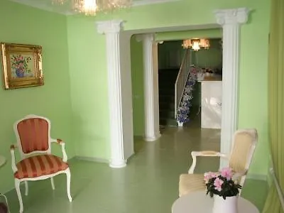 Nelisse Hotel 2*