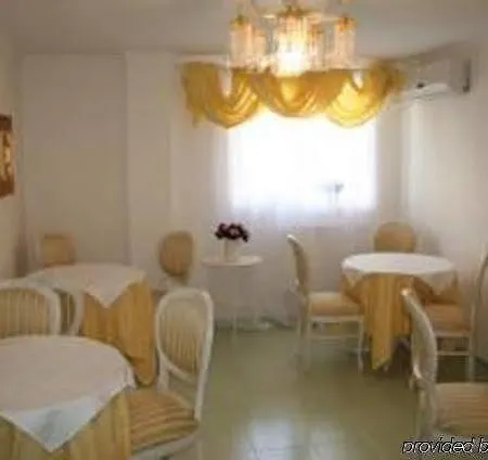Nelisse Hotel 2*
