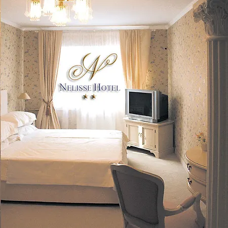 Nelisse Hotel 2*